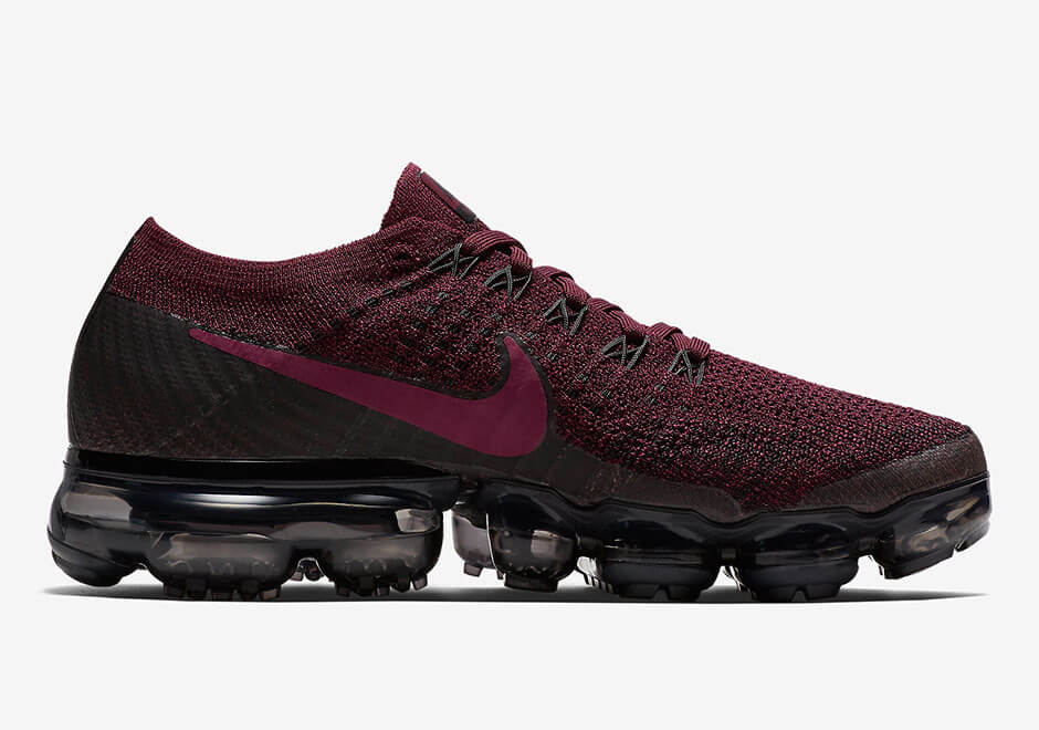 nike-vapormax-berry-purple side view