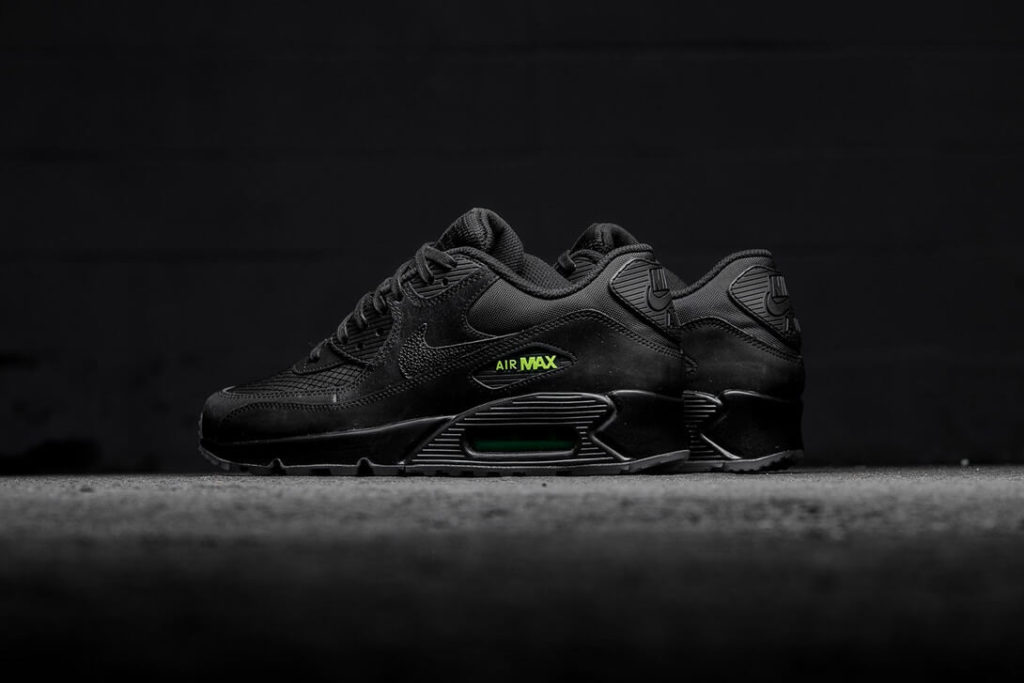 Nike-black-volt